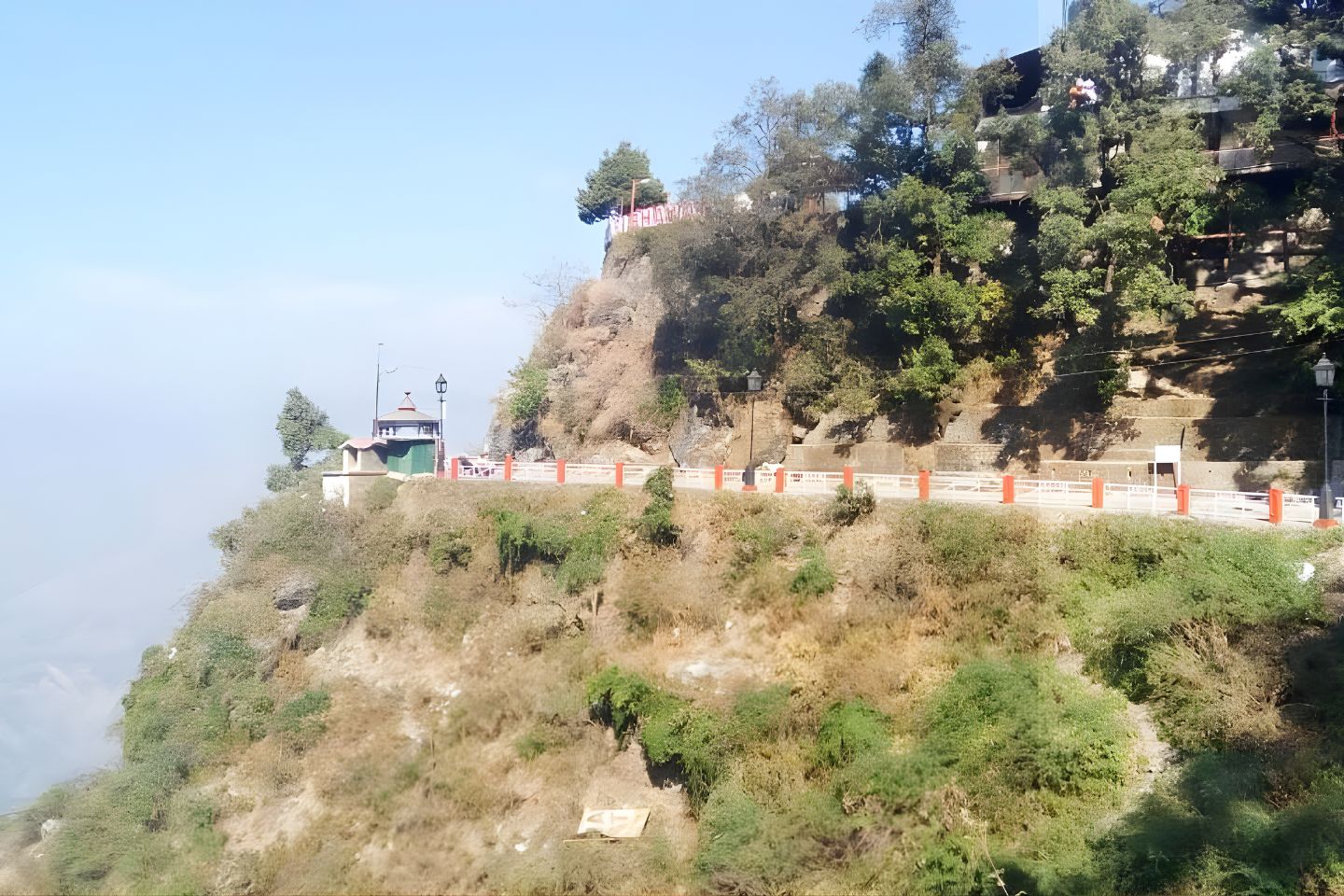 Camel’s Back Road ,Mussoorie 